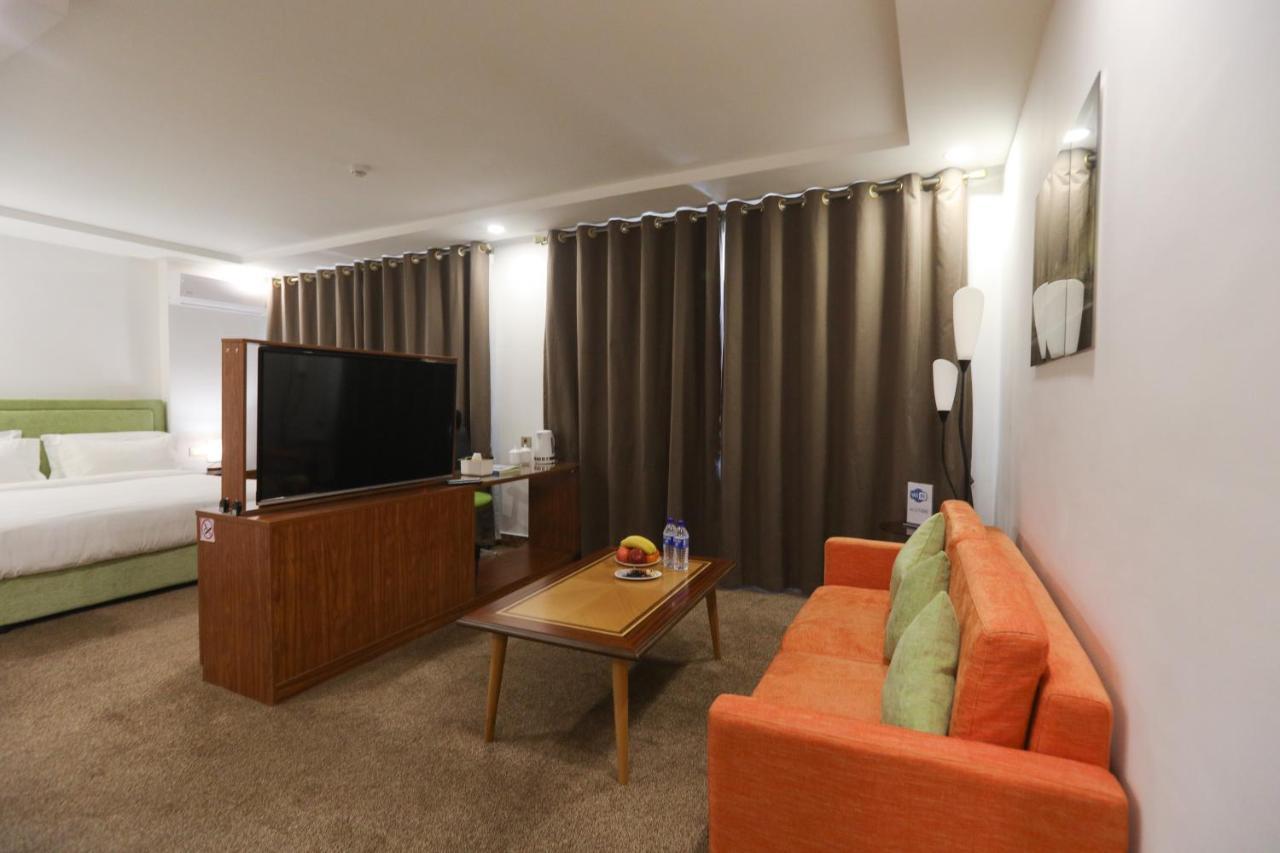 Sunrise Hotel Tashkent Bagian luar foto