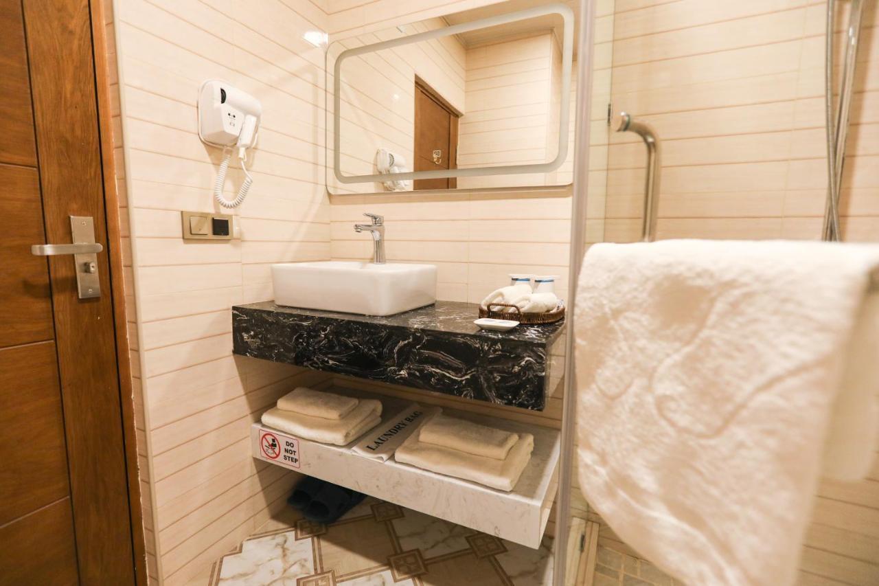 Sunrise Hotel Tashkent Bagian luar foto