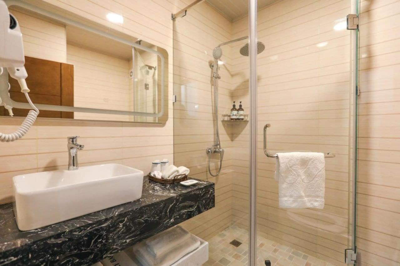 Sunrise Hotel Tashkent Bagian luar foto